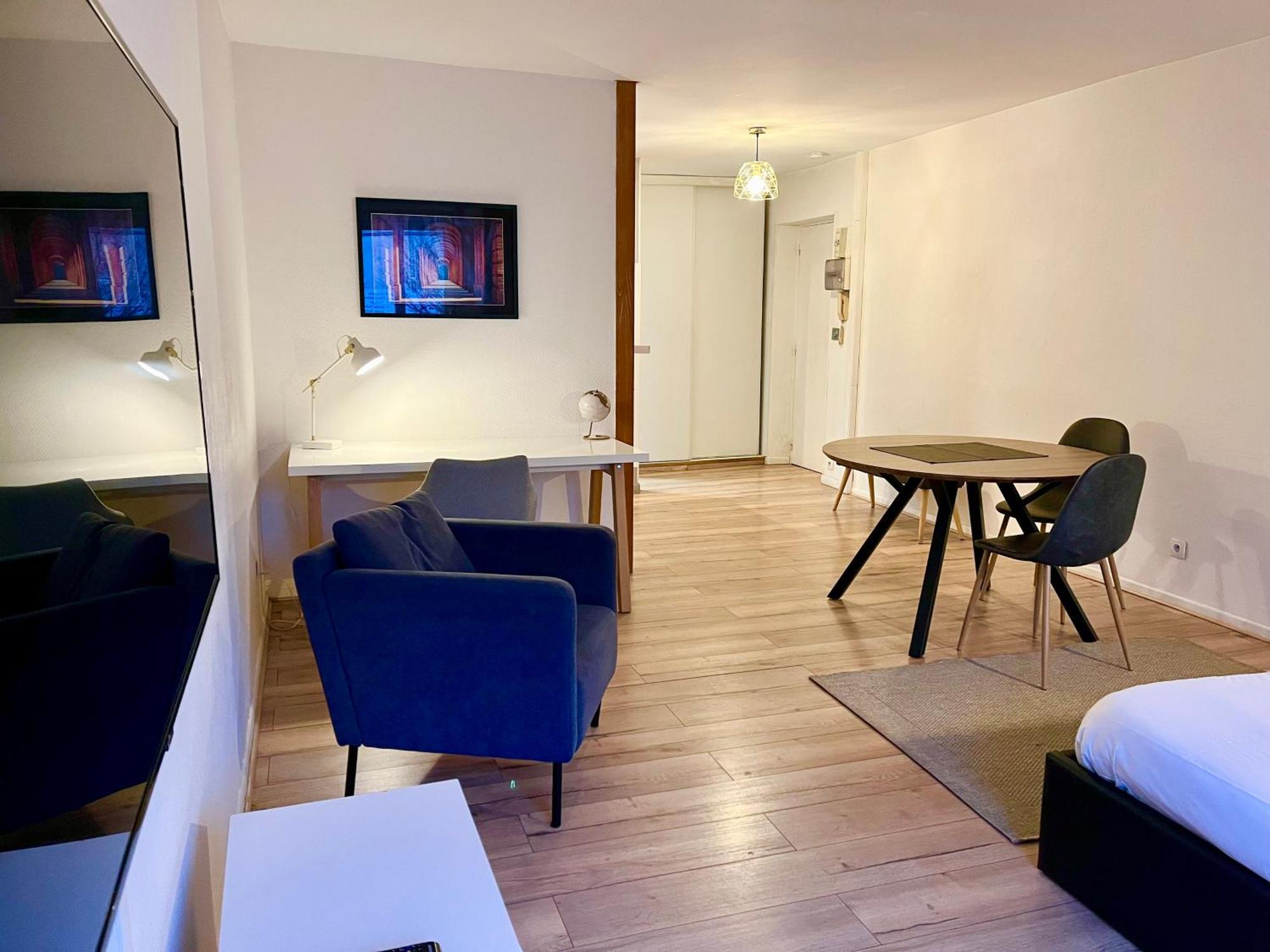 Suite Laon 89 Reims Exterior photo